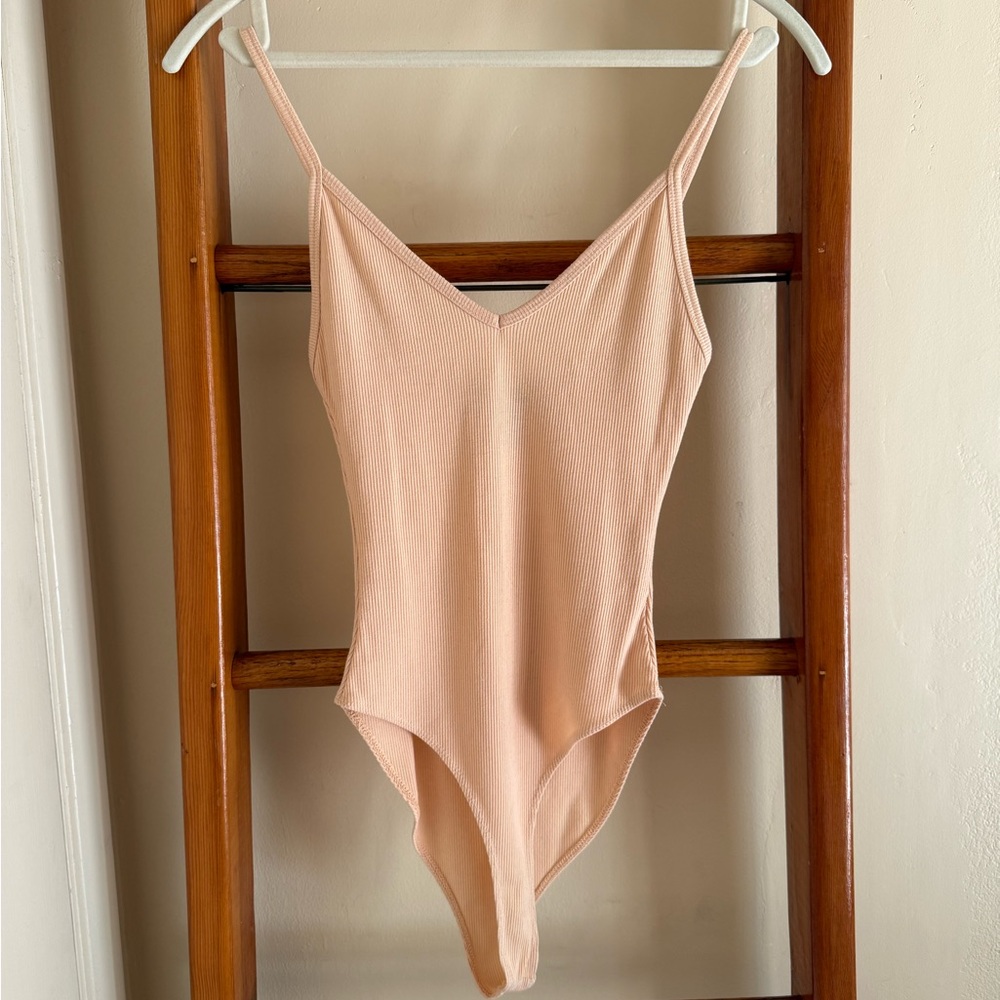 Forever 21 Blush Pink Ribbed V-Neck Camisole Bodysuit